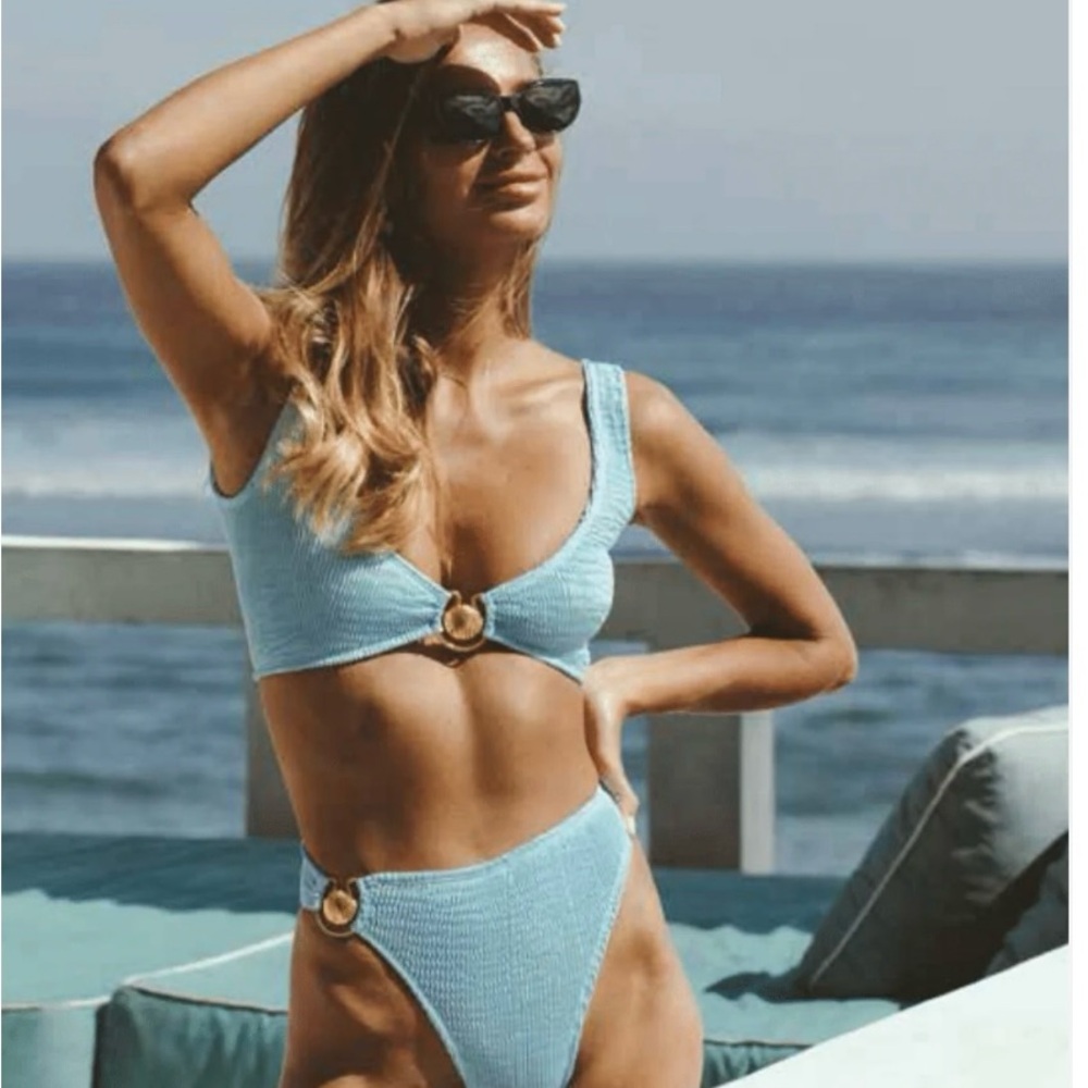Cleonie Textured Women's Bikini Set
